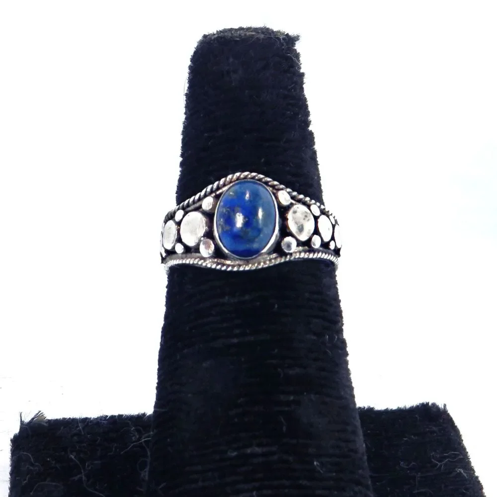 Vintage Sterling Silver Ring Women Sz 6 w/ Oval Blue Moonstone, Textured Band